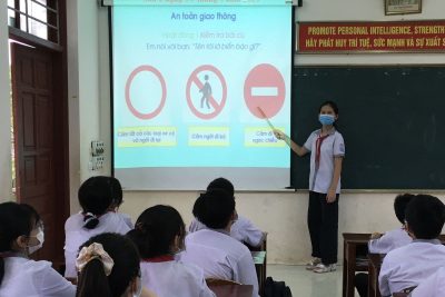 Trường THCS Ninh Thành đã tổ chức tuyên truyền, phát động hưởng ứng tháng an toàn giao thông.